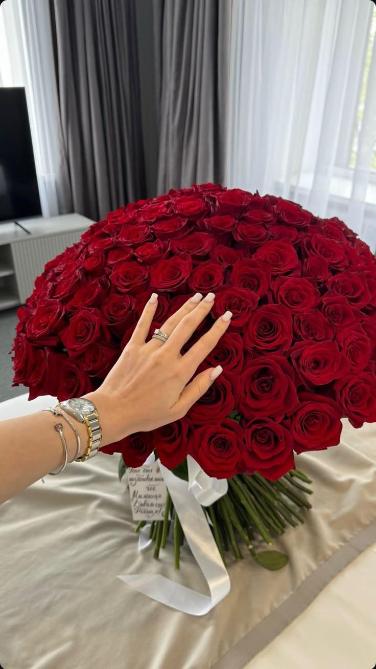 MeadowLanePoint workshop space where corporate flower arrangements are designed and prepared for business delivery